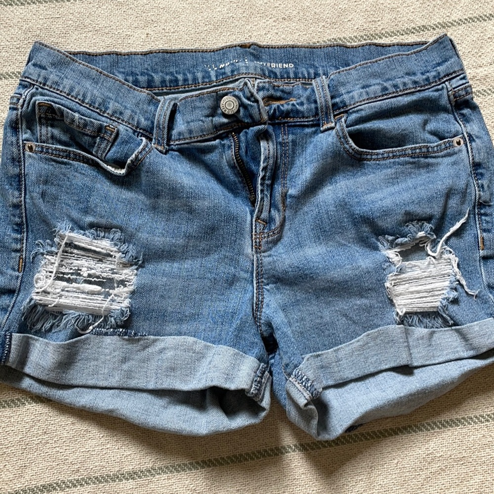 Old navy boyfriend shorts